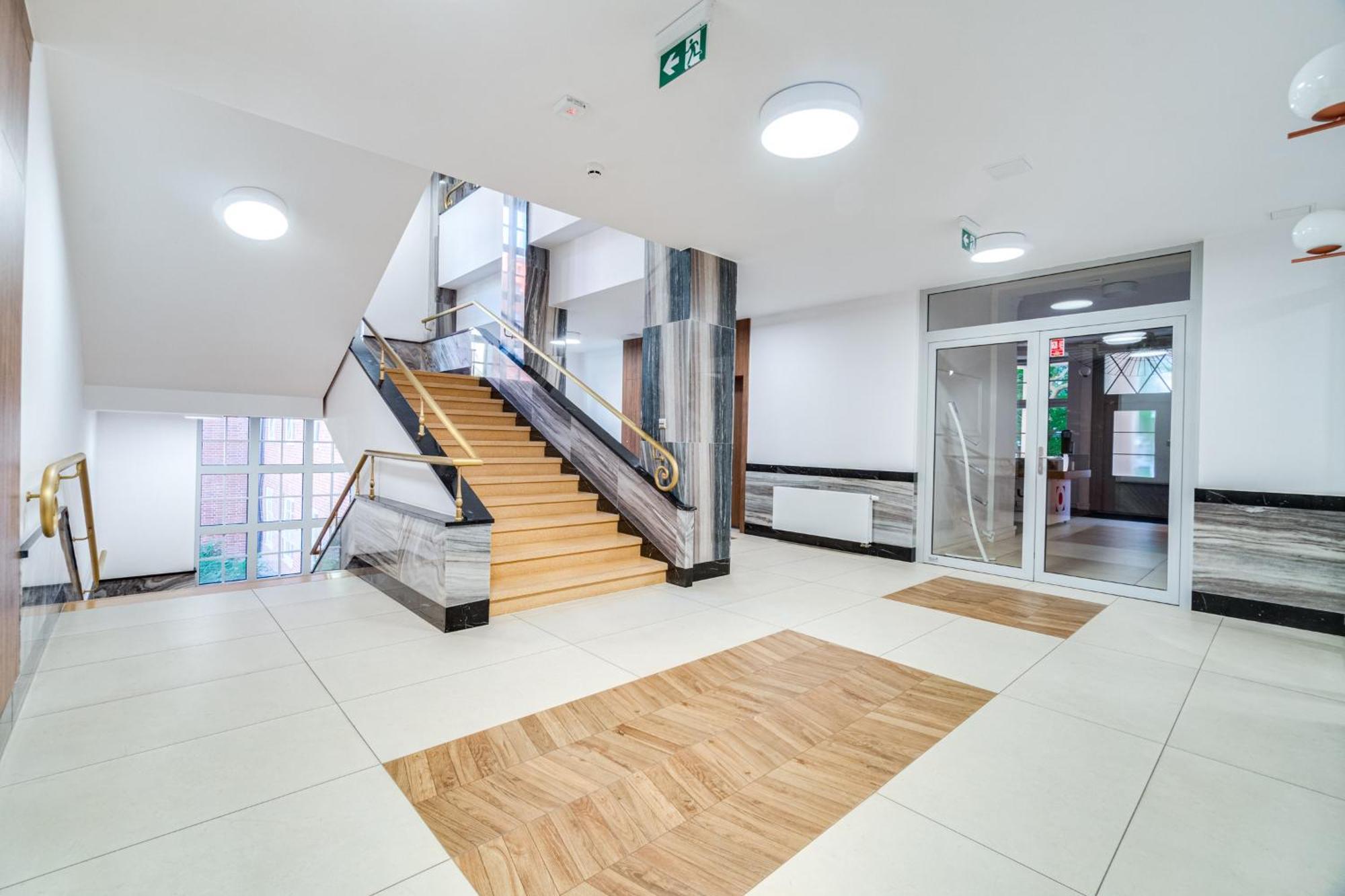 Poniatowskiego Parkside Studio~Parking And Lift Вроцлав Экстерьер фото